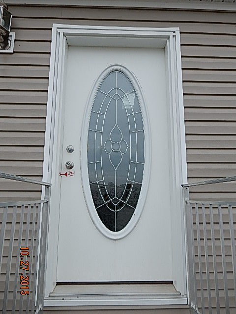 oval front door.jpg